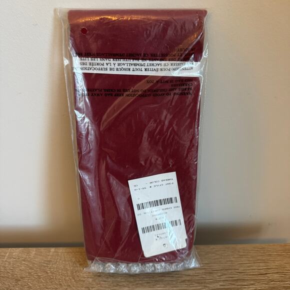 Pottery Barn Holiday Towels Tassels Merry Christmas Embroidered Monogram C NWTT - Picture 5 of 6